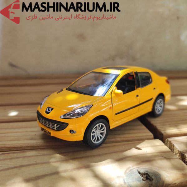 ماشین فلزی پژو 207 صندوقدار