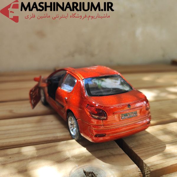 ماشین فلزی پژو 207 صندوقدار