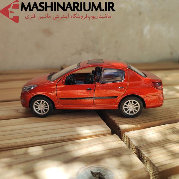 ماشین فلزی پژو 207 صندوقدار