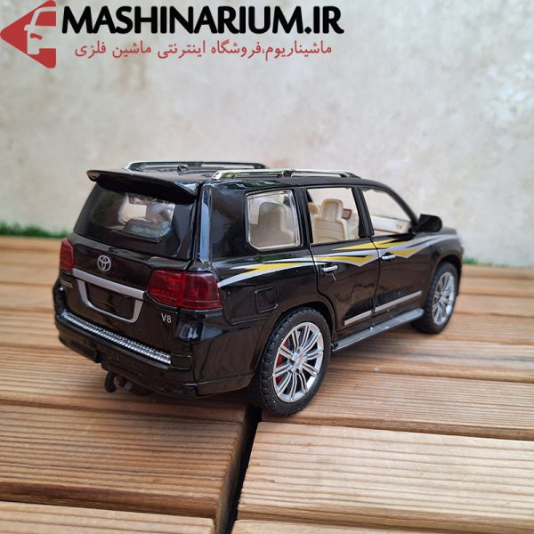 ماشین فلزی تویوتا لندکروز V8 دودزا