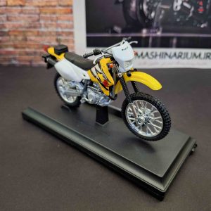 ماکت موتور سوزوکی DR-Z400