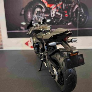 ماکت موتور یاماها R1