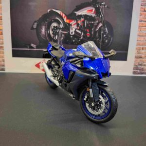 ماکت موتور یاماها R1